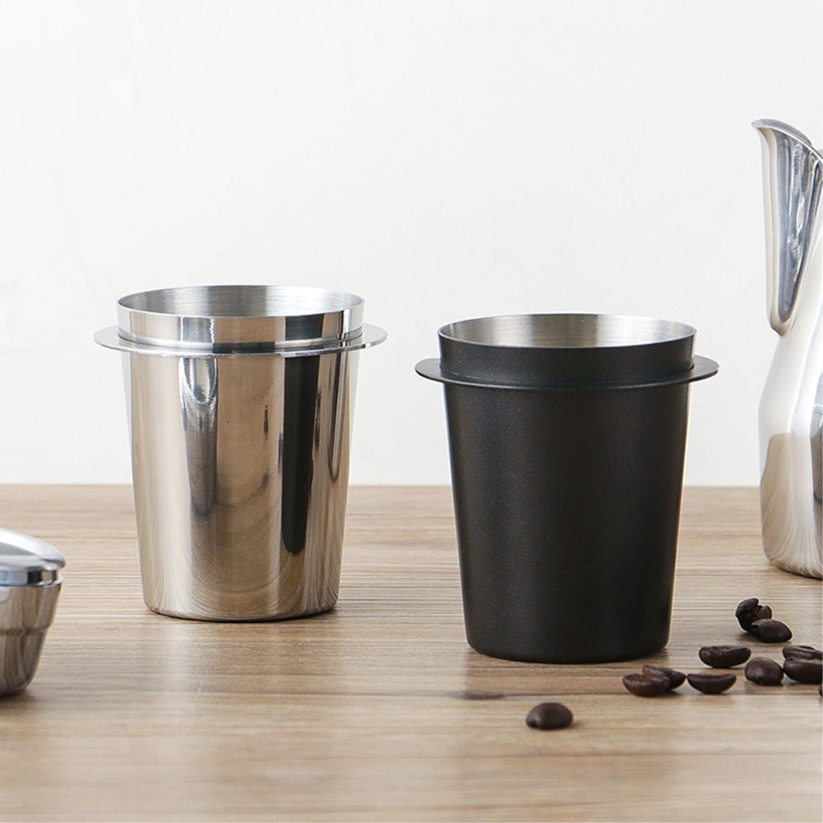 Kubek dozujący kawę wąchający  – Coffee Extraction Equipment recenzja i cena